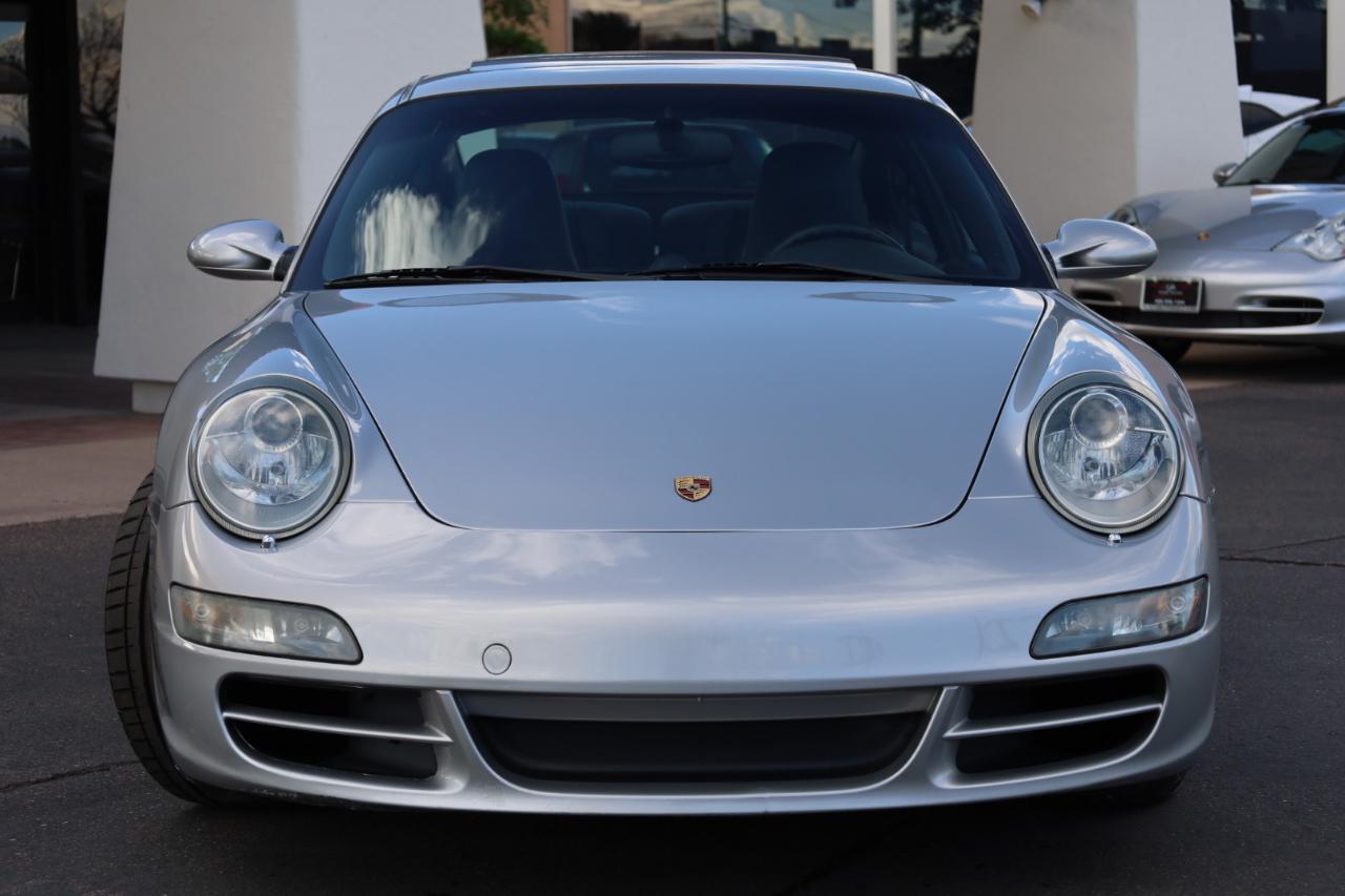 Porsche 911 Carrera 2006