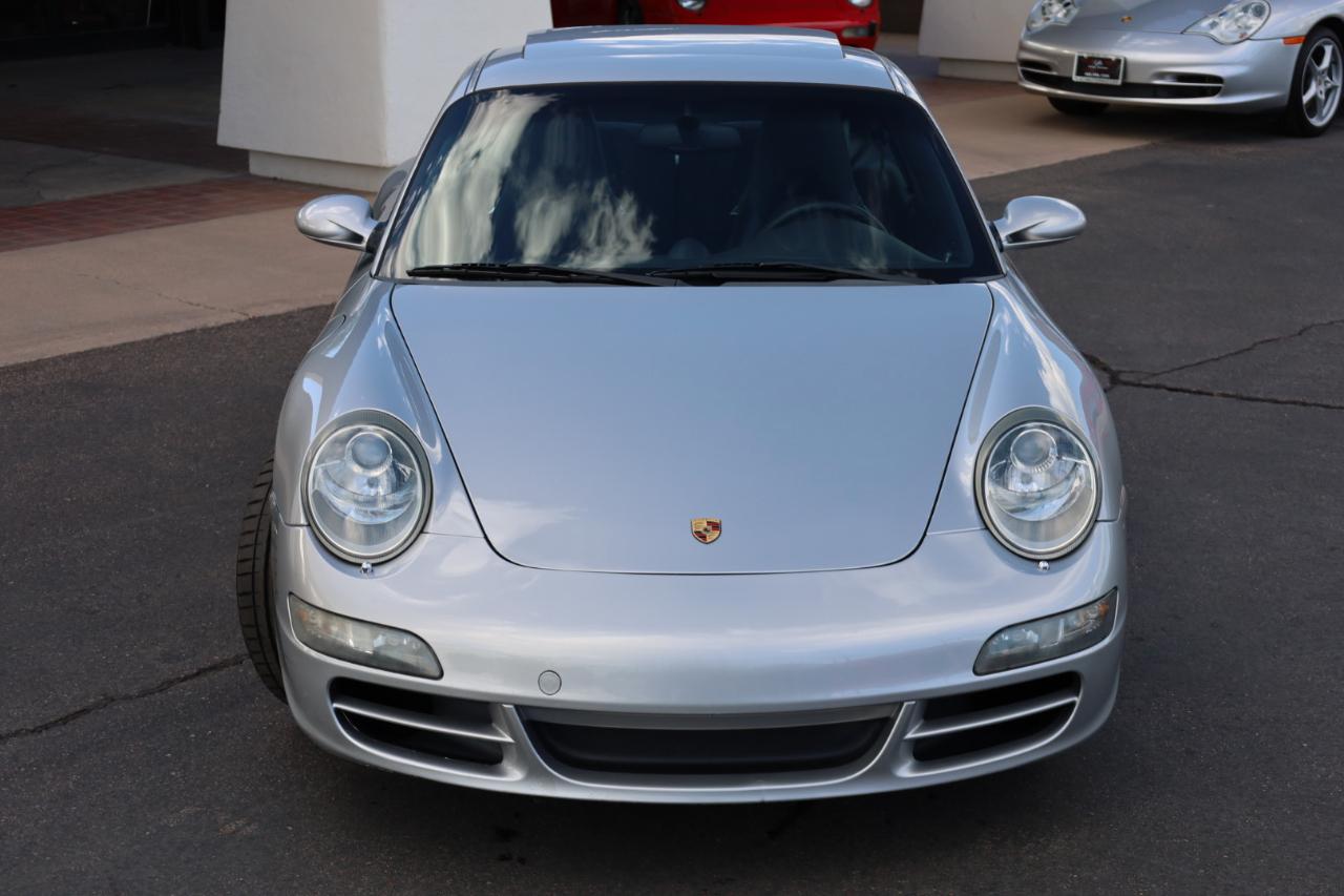 Porsche 911 Carrera 2006