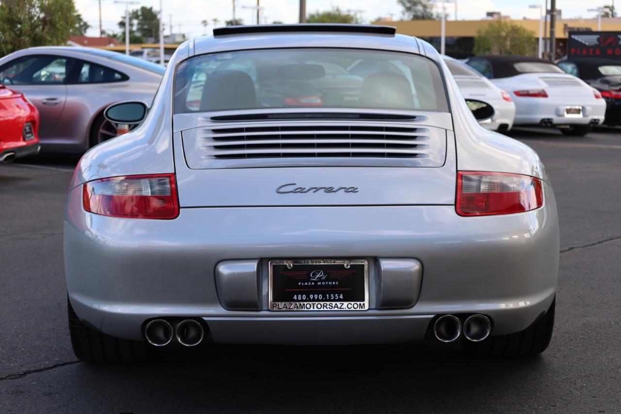 Porsche 911 Carrera 2006