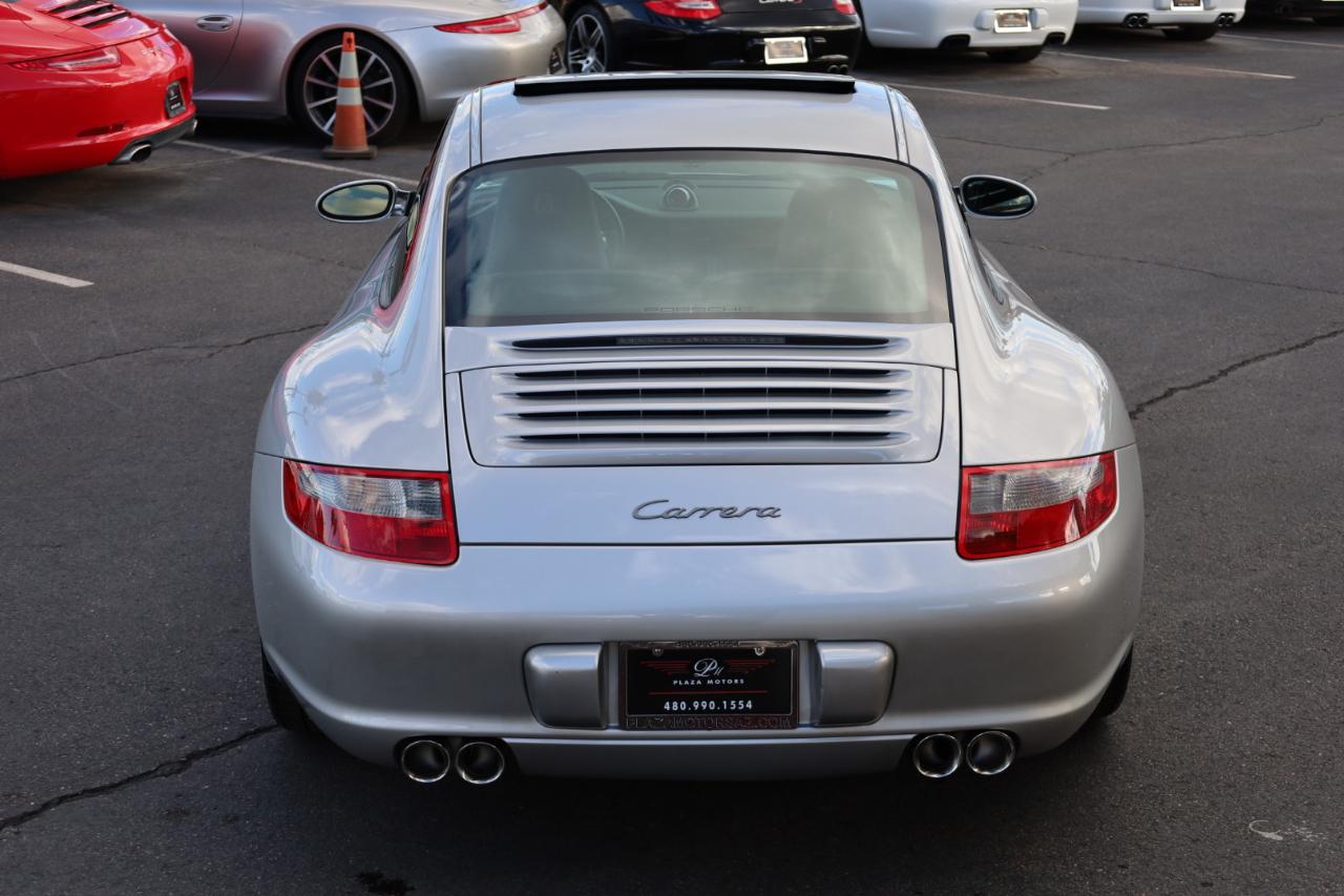 Porsche 911 Carrera 2006