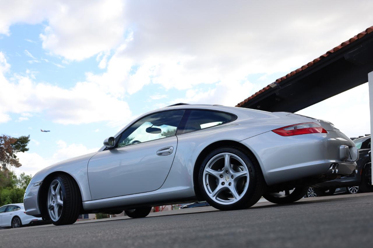 Porsche 911 Carrera 2006