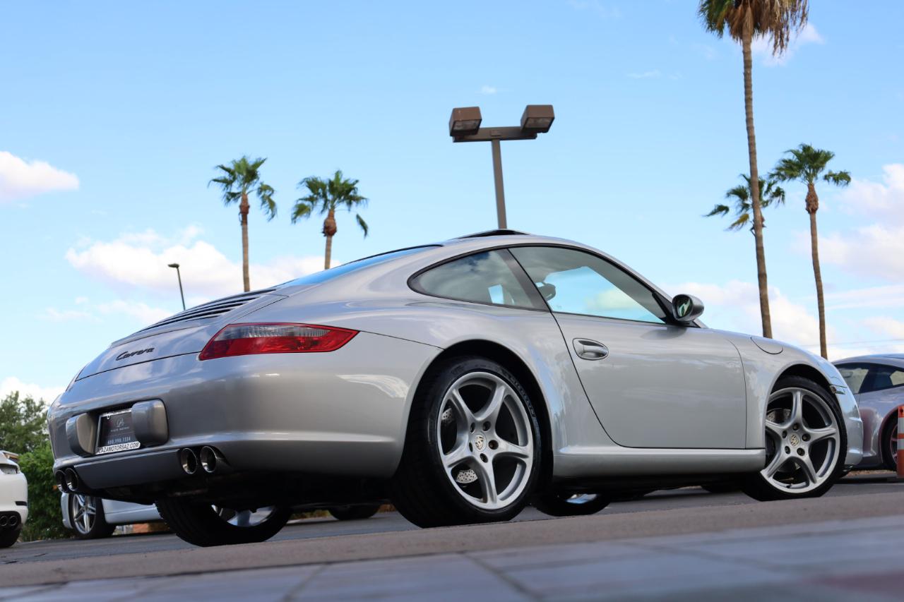 Porsche 911 Carrera 2006
