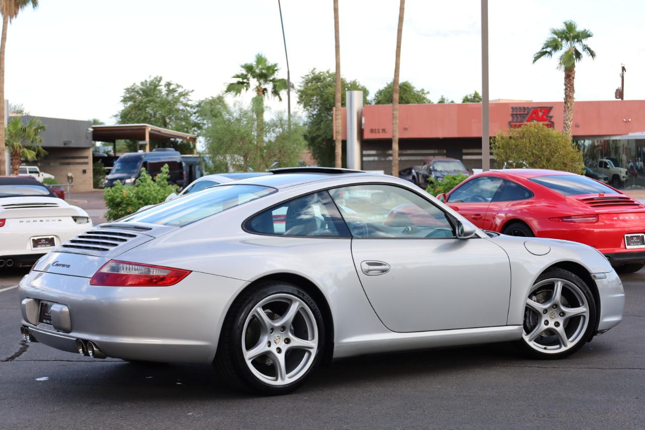 Porsche 911 Carrera 2006