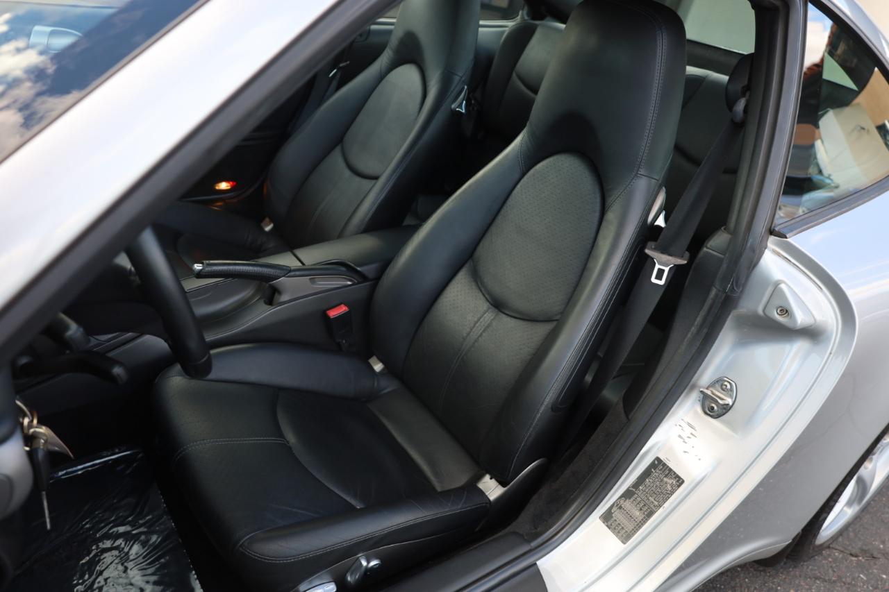 Porsche 911 Carrera 2006