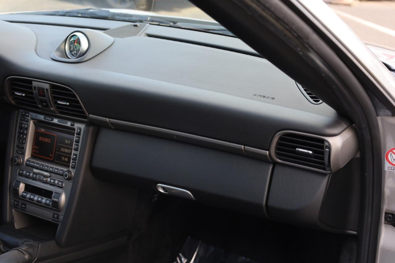 Porsche 911 Carrera 2006