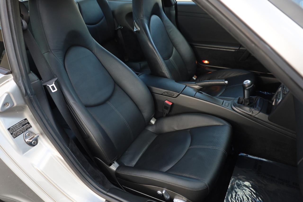 Porsche 911 Carrera 2006