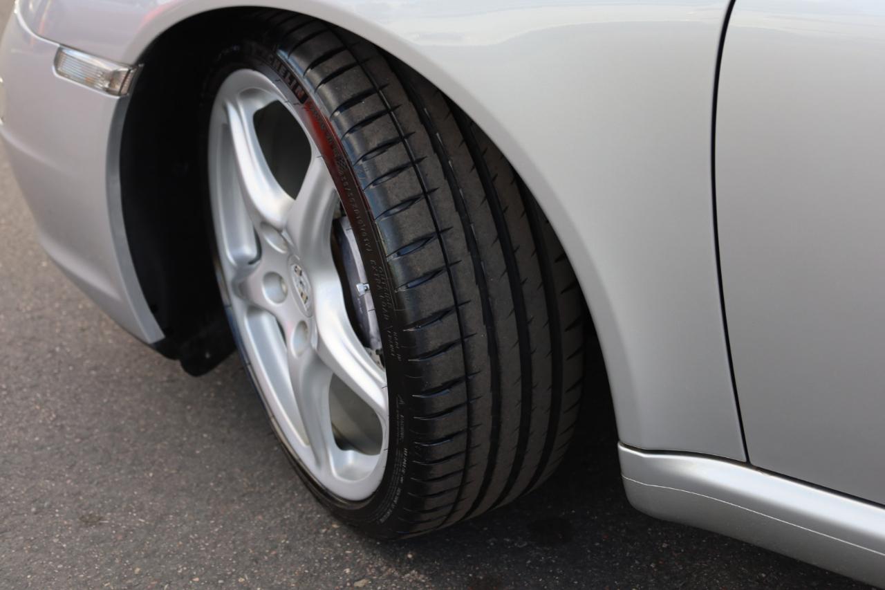 Porsche 911 Carrera 2006