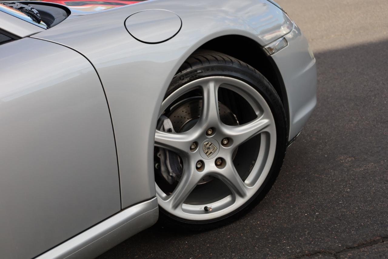 Porsche 911 Carrera 2006