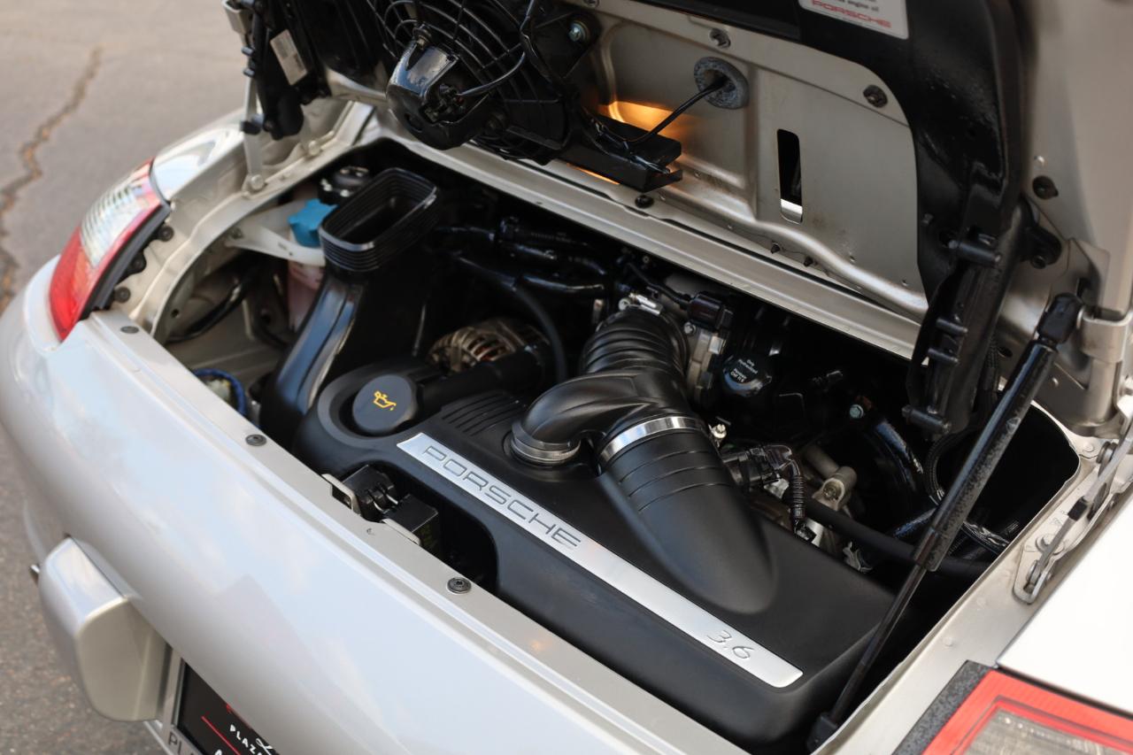Porsche 911 Carrera 2006
