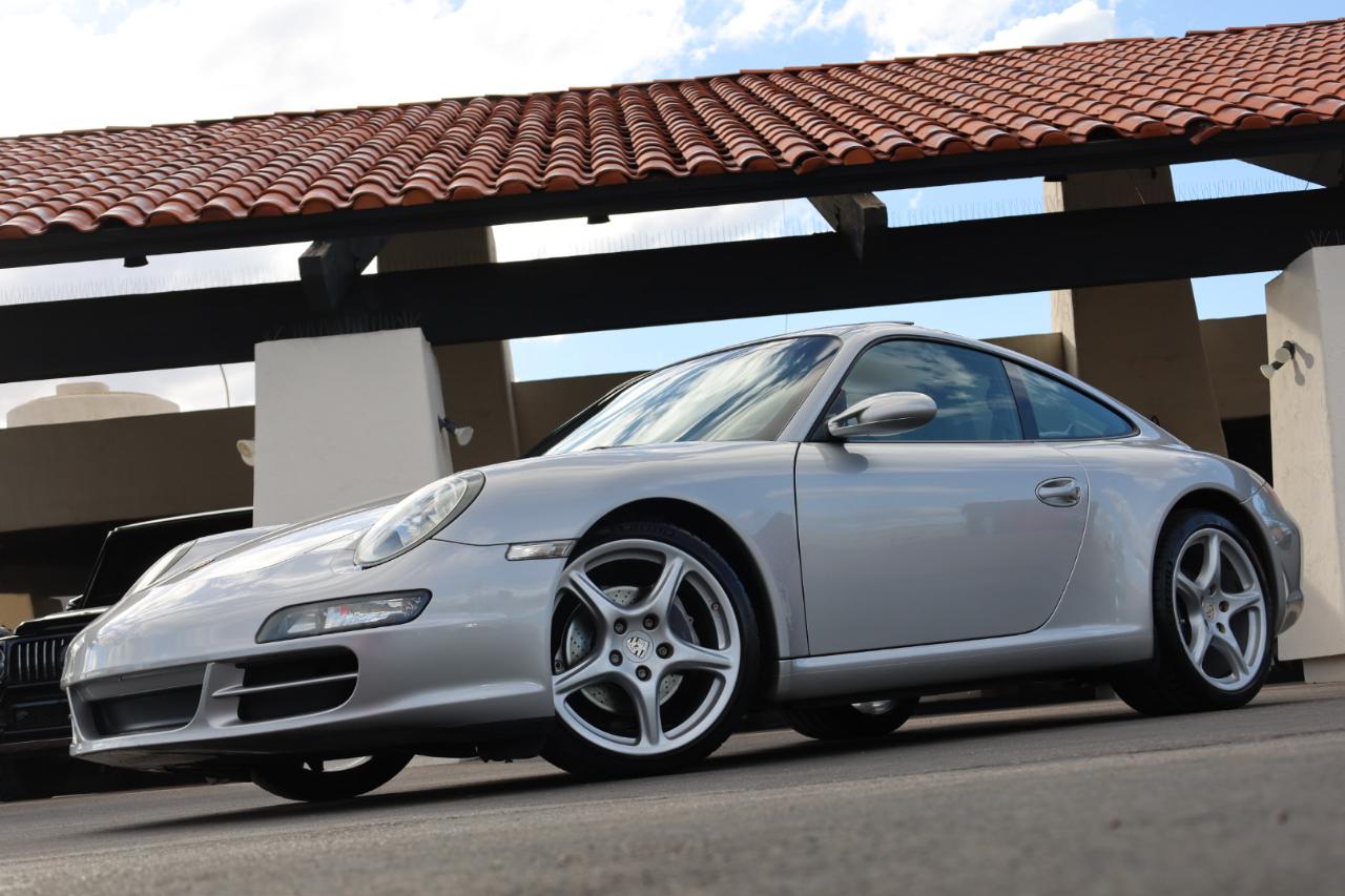 Porsche 911 Carrera 2006
