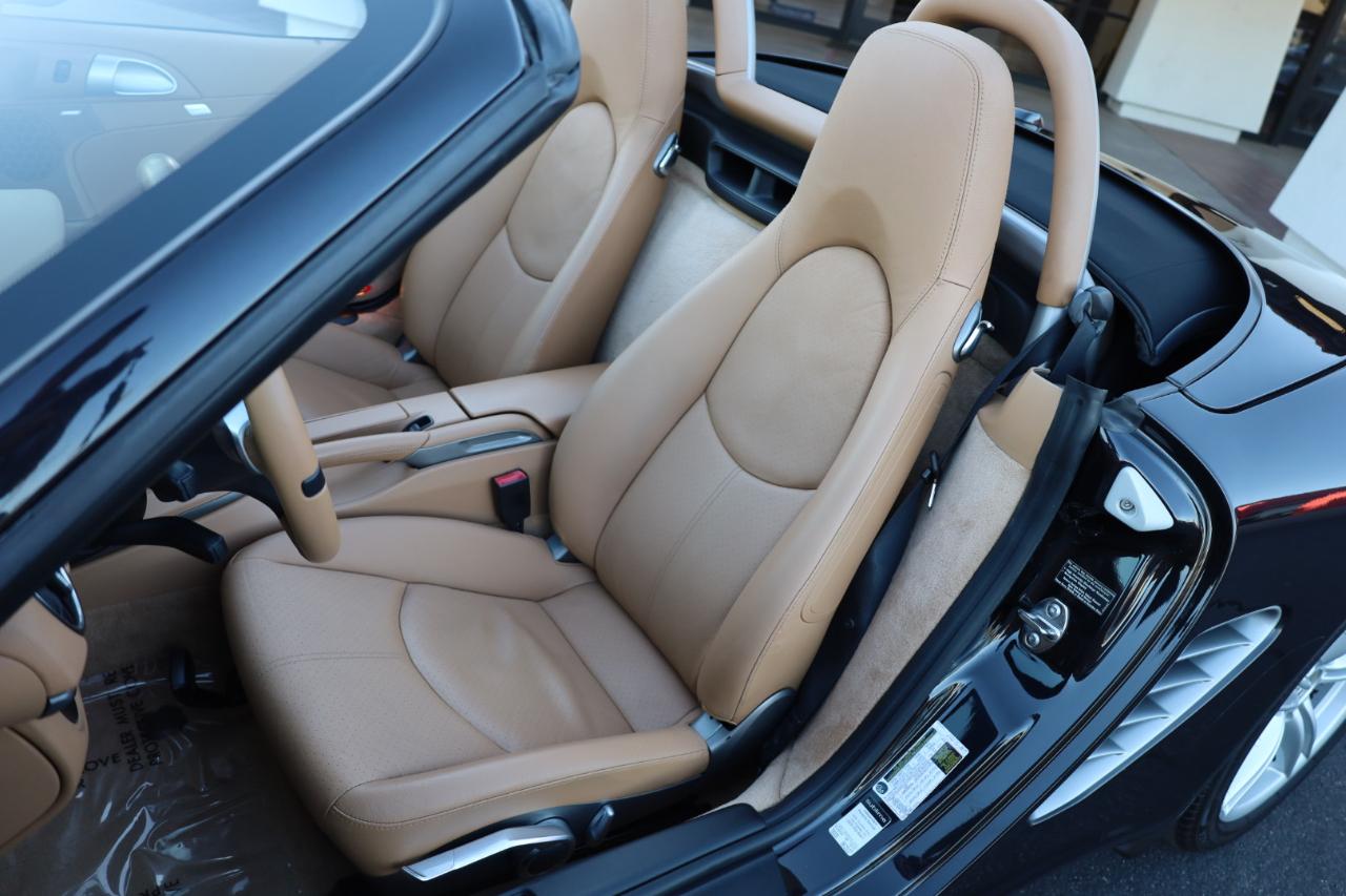Porsche Boxster Base 2011