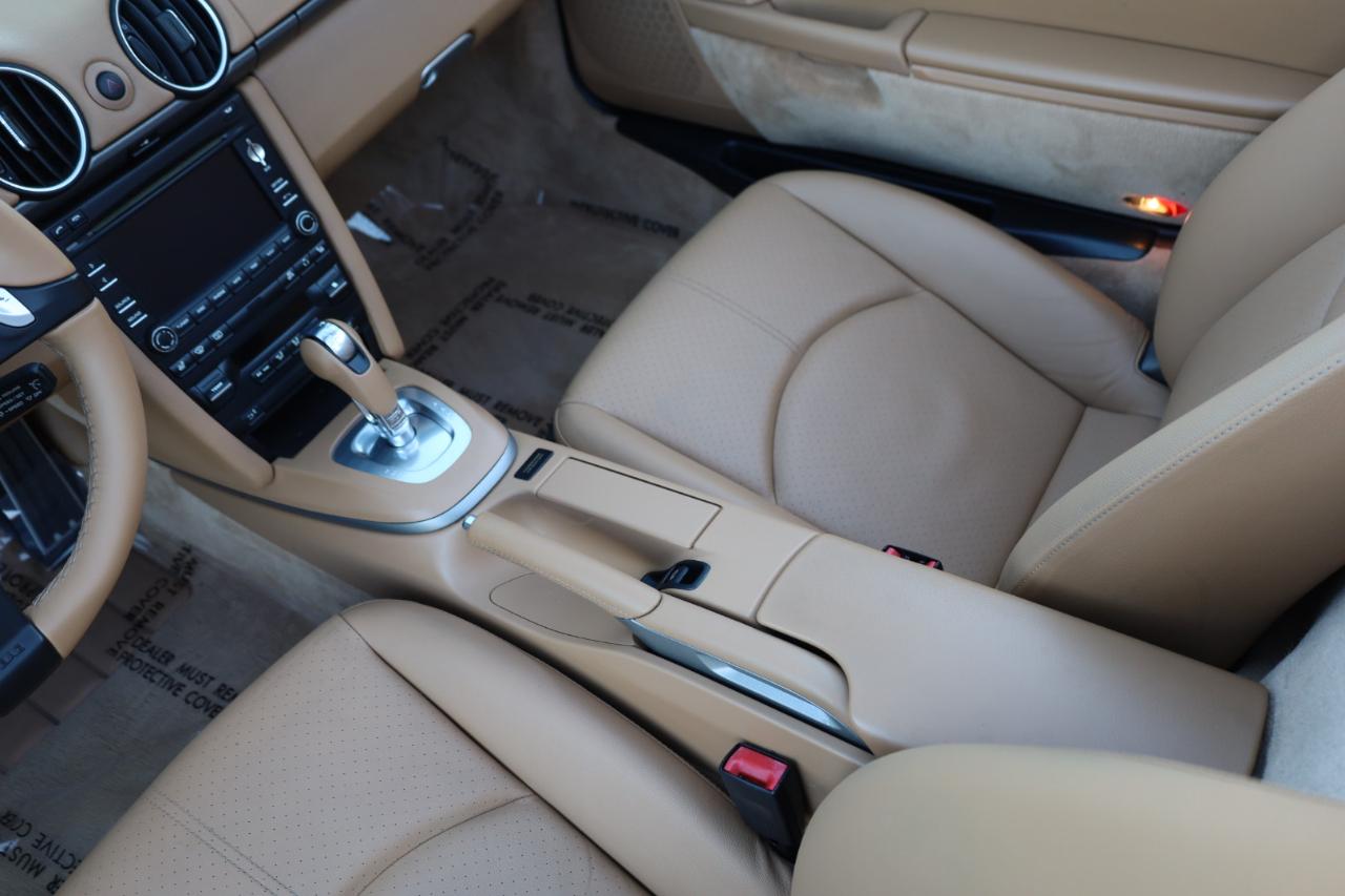 Porsche Boxster Base 2011