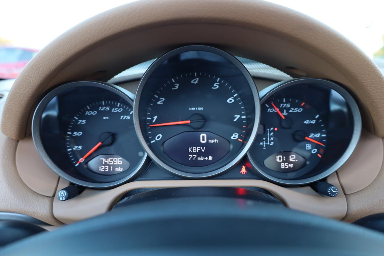 Porsche Boxster Base 2011