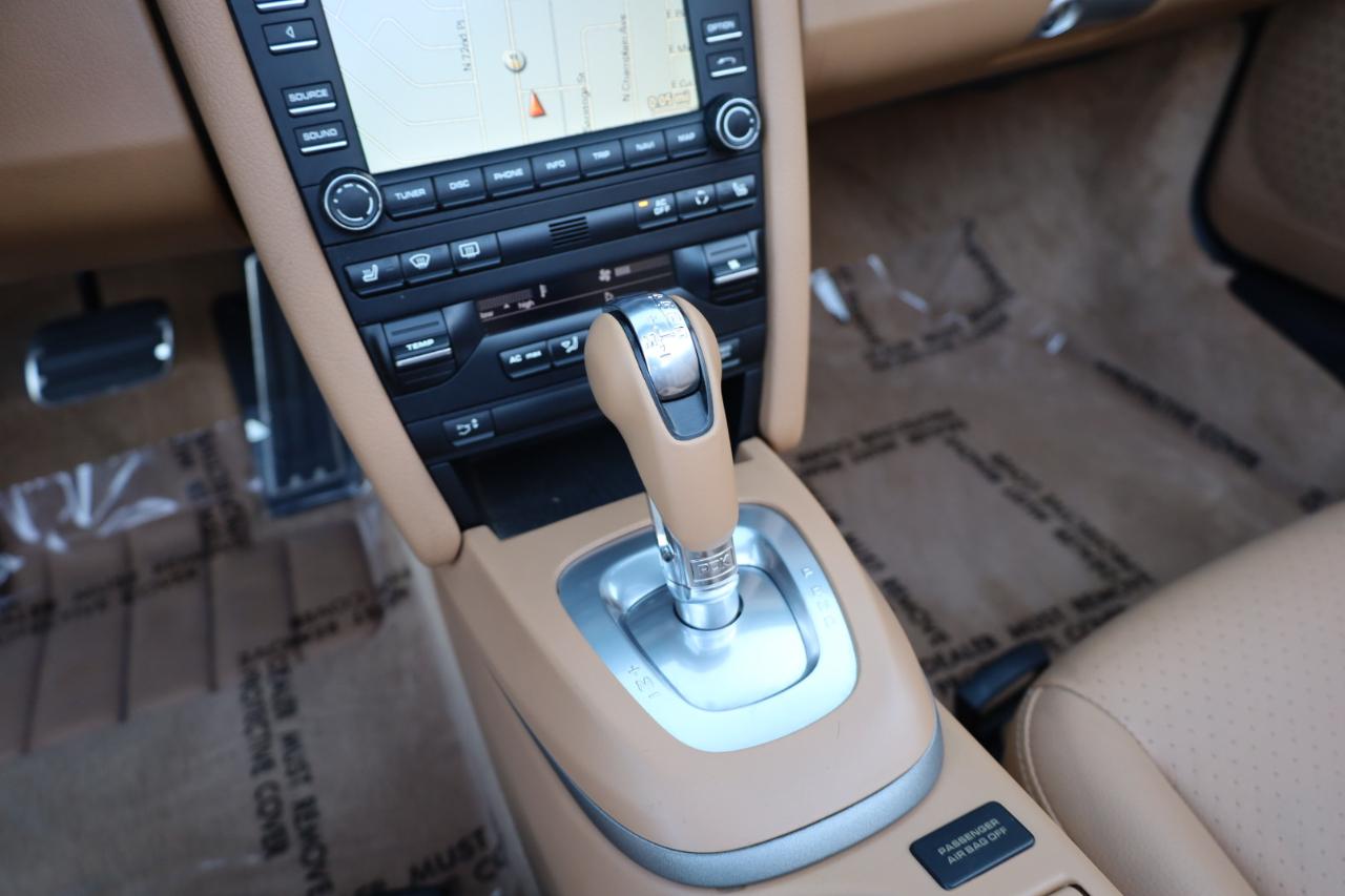 Porsche Boxster Base 2011