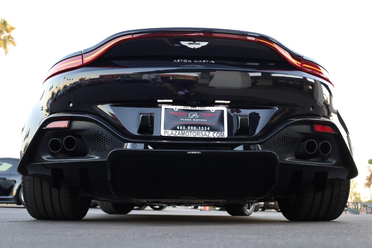 Aston Martin Vantage Base 2020