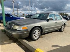 2003 Ford Crown Victoria 