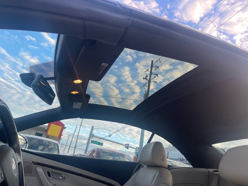 Volkswagen Eos 2.0T w/ Luxury Pkg. 2007