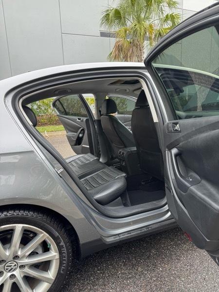 Volkswagen Passat 2.0T 2007