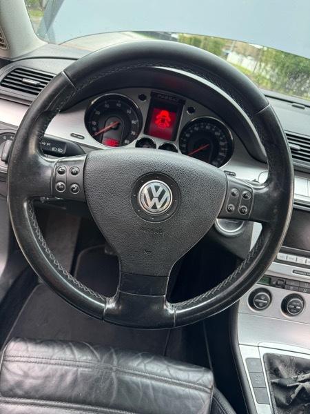 Volkswagen Passat 2.0T 2007
