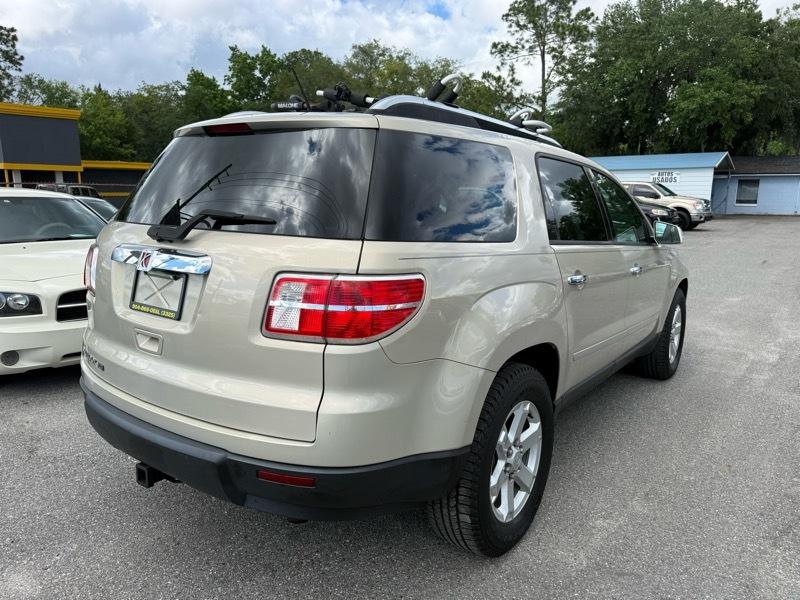 Saturn Outlook XE FWD 2009