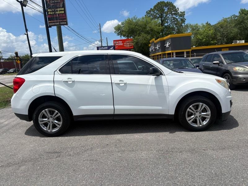 Chevrolet Equinox LS 2WD 2012