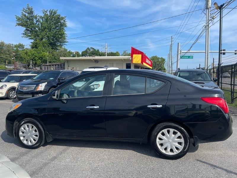 Nissan Versa 1.6 S Sedan 2012