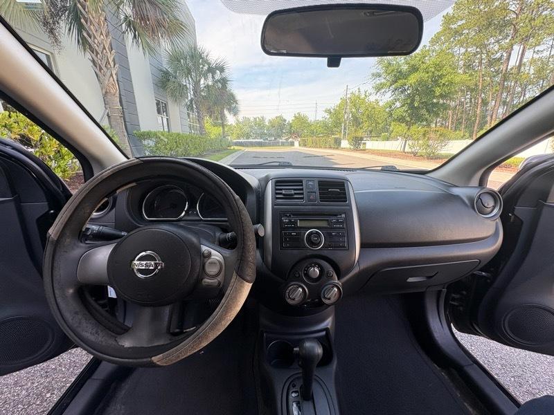 Nissan Versa 1.6 S Sedan 2012