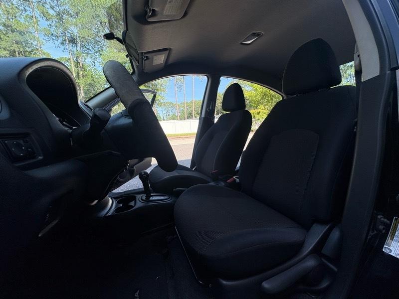 Nissan Versa 1.6 S Sedan 2012