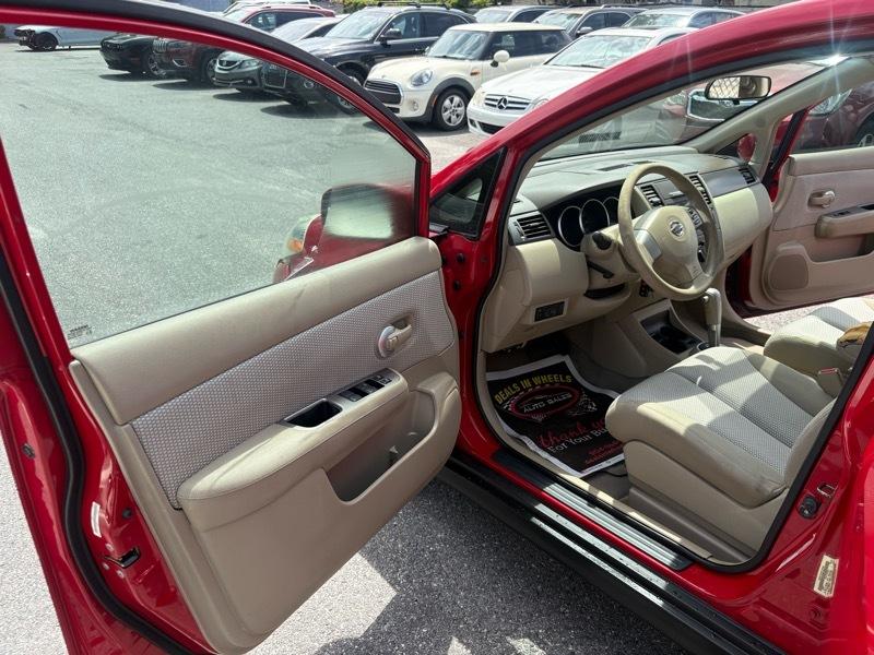 Nissan Versa 1.8 S 2007