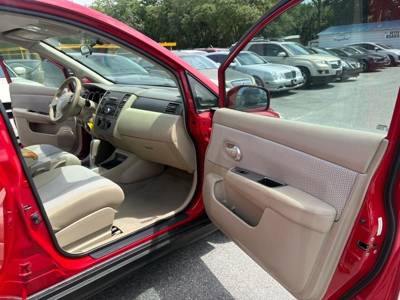 Nissan Versa 1.8 S 2007