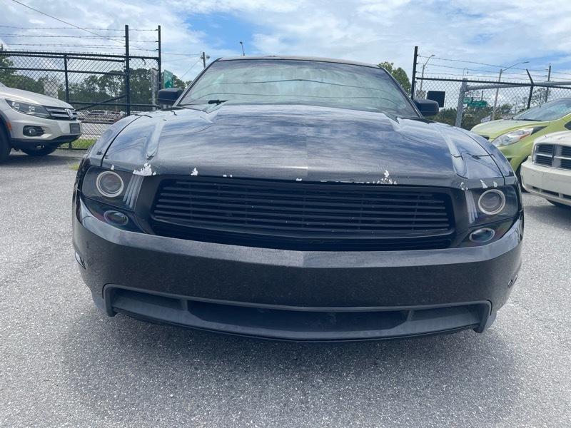 Ford Mustang V6 Coupe 2012