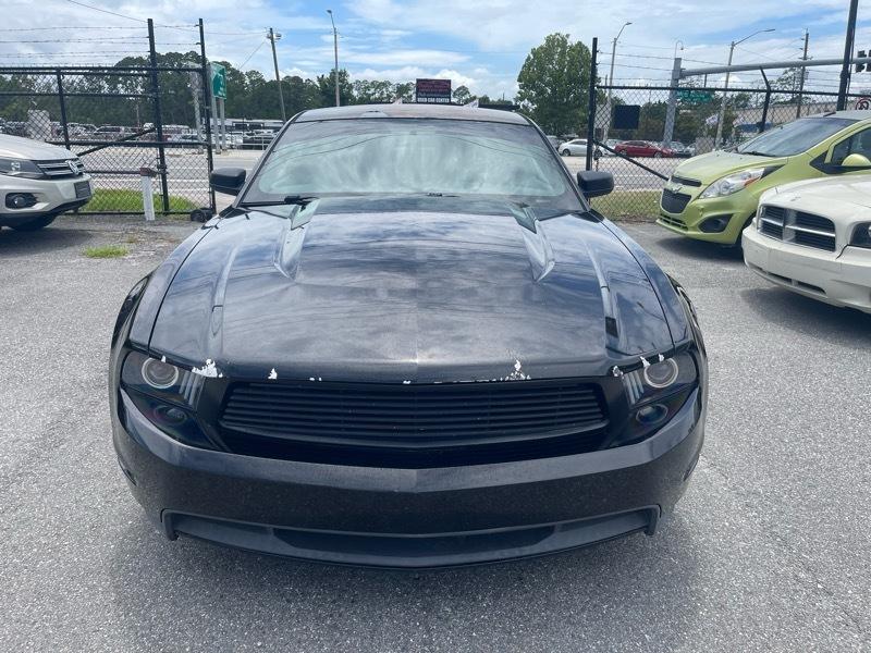 Ford Mustang V6 Coupe 2012