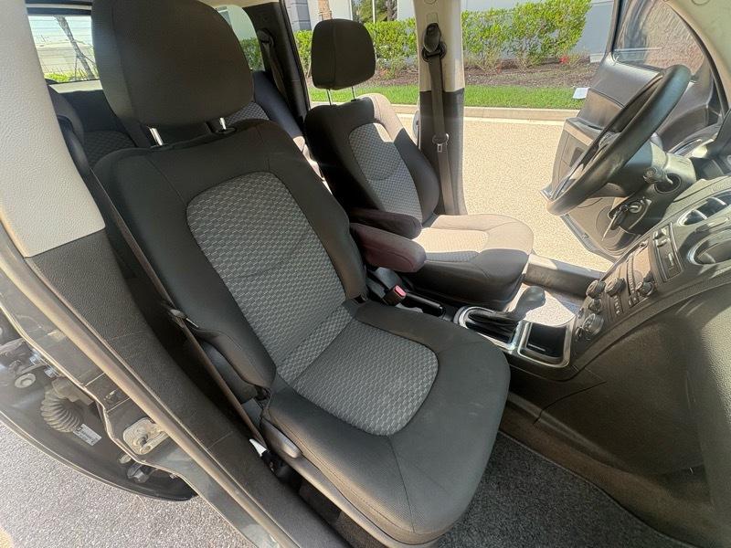 Chevrolet HHR 1LT 2011