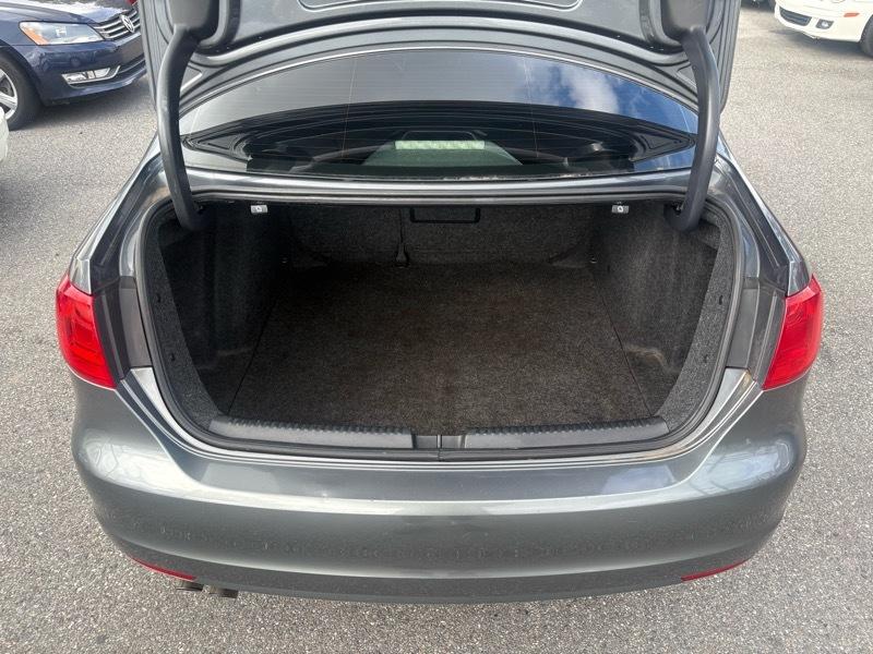 Volkswagen Jetta SE 2013