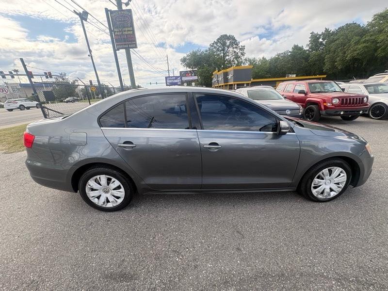 Volkswagen Jetta SE 2013