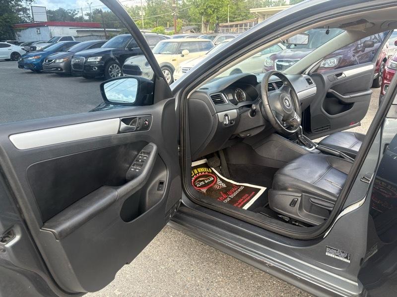 Volkswagen Jetta SE 2013
