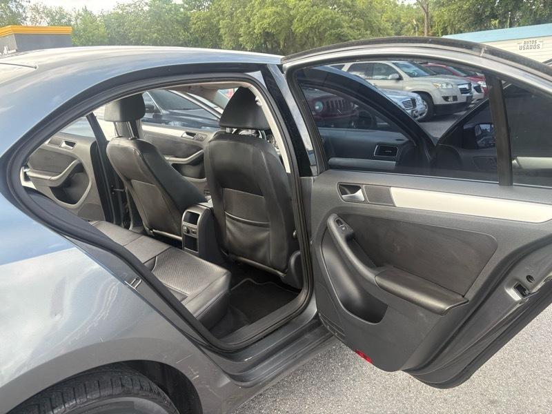 Volkswagen Jetta SE 2013