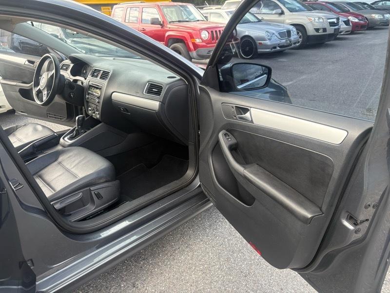 Volkswagen Jetta SE 2013
