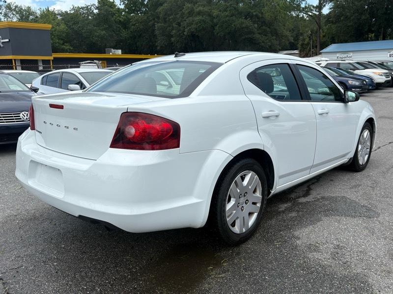 Dodge Avenger Base 2012