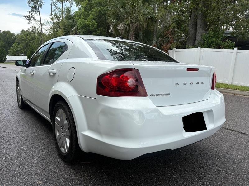 Dodge Avenger Base 2012