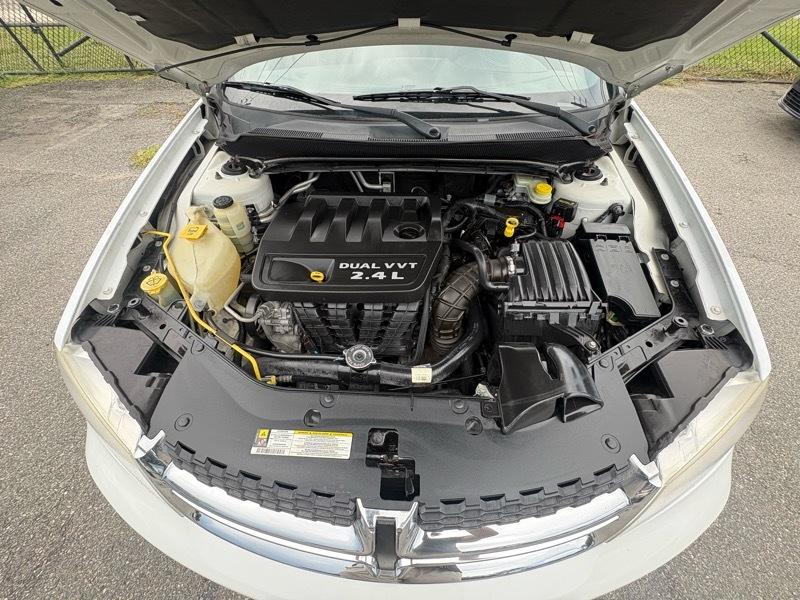 Dodge Avenger Base 2012