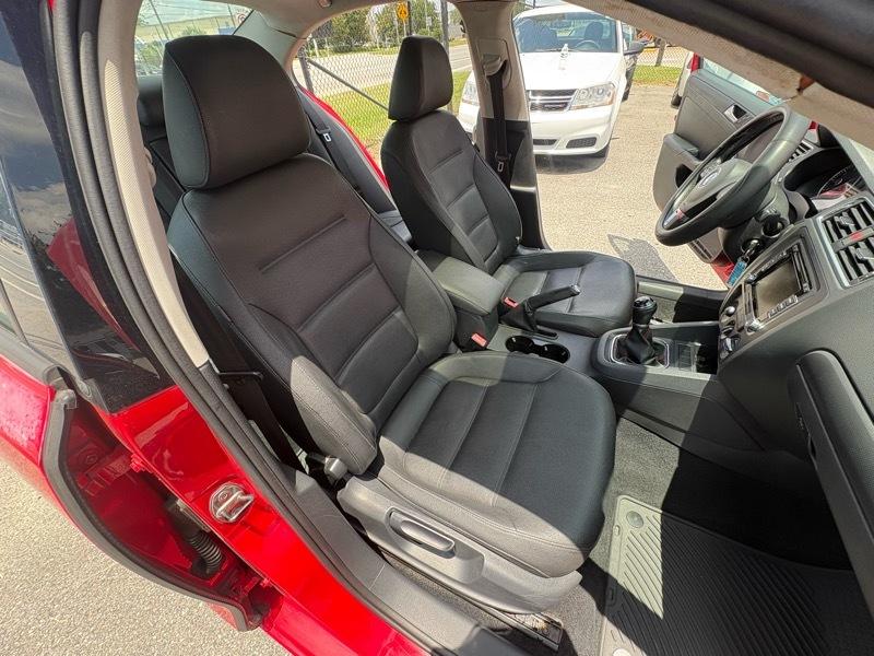 Volkswagen Jetta SE 2012