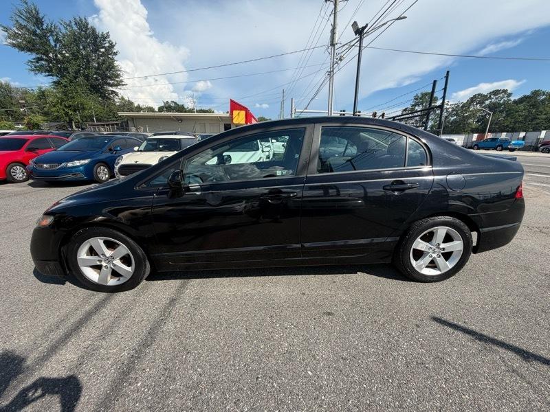 Honda Civic LX-S Sedan 5-Speed AT 2011