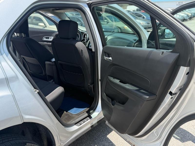 Chevrolet Equinox LS 2WD 2013