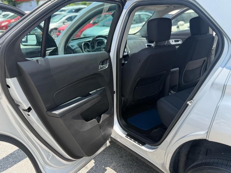 Chevrolet Equinox LS 2WD 2013