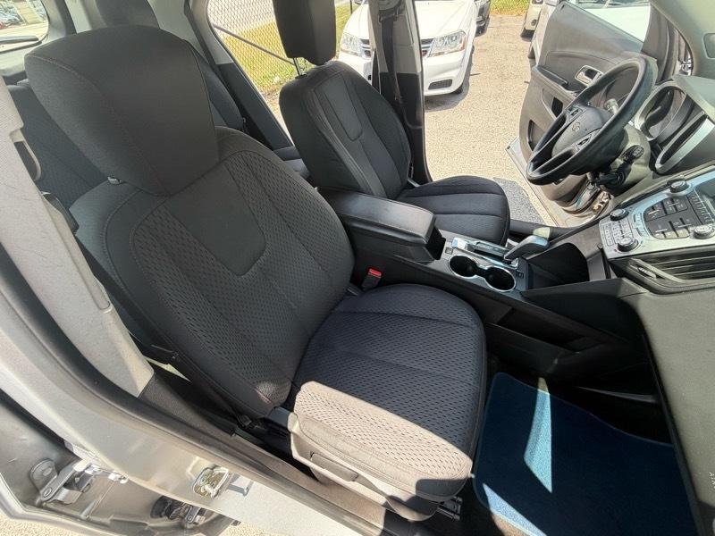 Chevrolet Equinox LS 2WD 2013