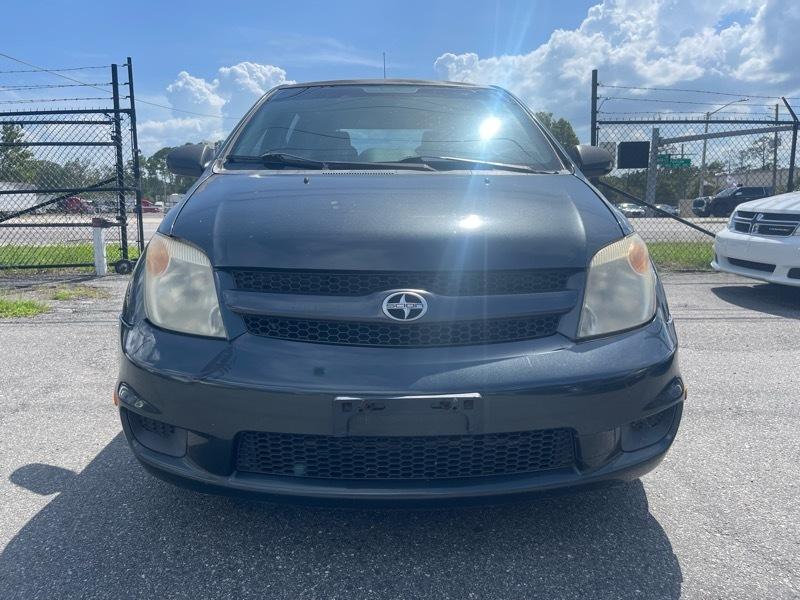 Scion xA Hatchback 2006
