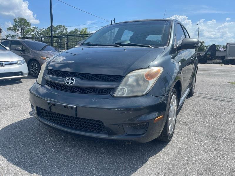 Scion xA Hatchback 2006