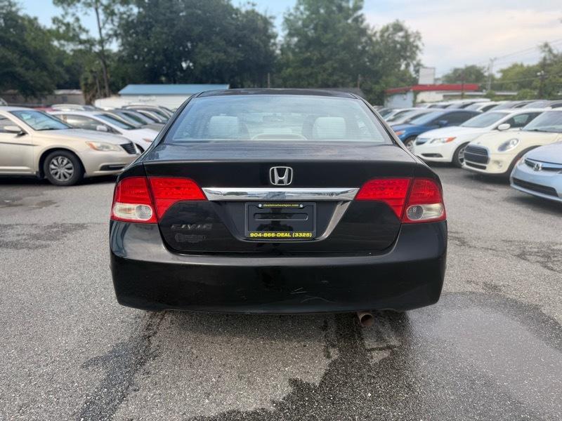 Honda Civic LX 4D Sedan 2009