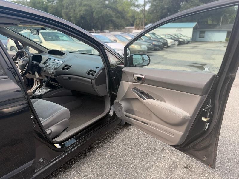 Honda Civic LX 4D Sedan 2009